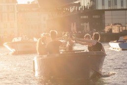 GoBoat - Explore Copenhagen with friends